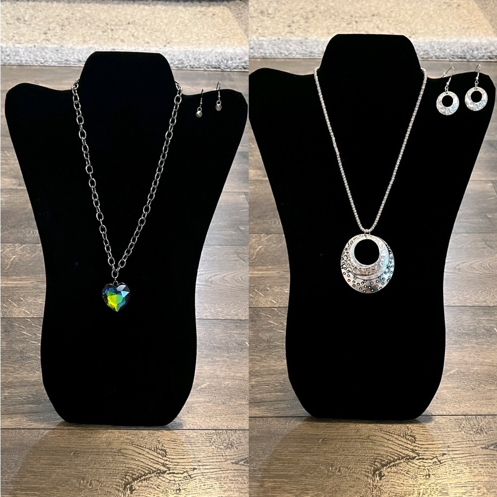 Lot of 2 Fashion‎ Jewelry Necklaces W/ Earring NEW